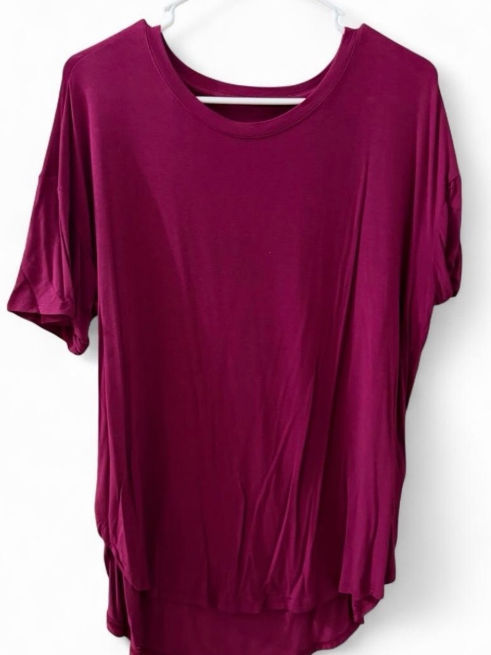 Time and Tru Short Sleeve Tee in Berry Plum